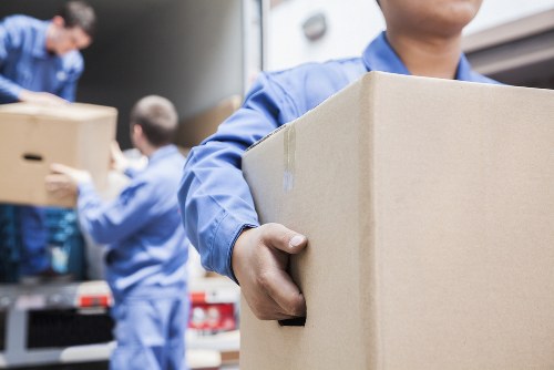 Man and van service handling a Canary Wharf apartment move