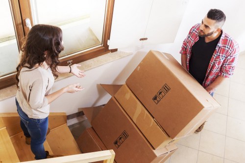 Local removals service supporting high-rise flat moves in Canary Wharf